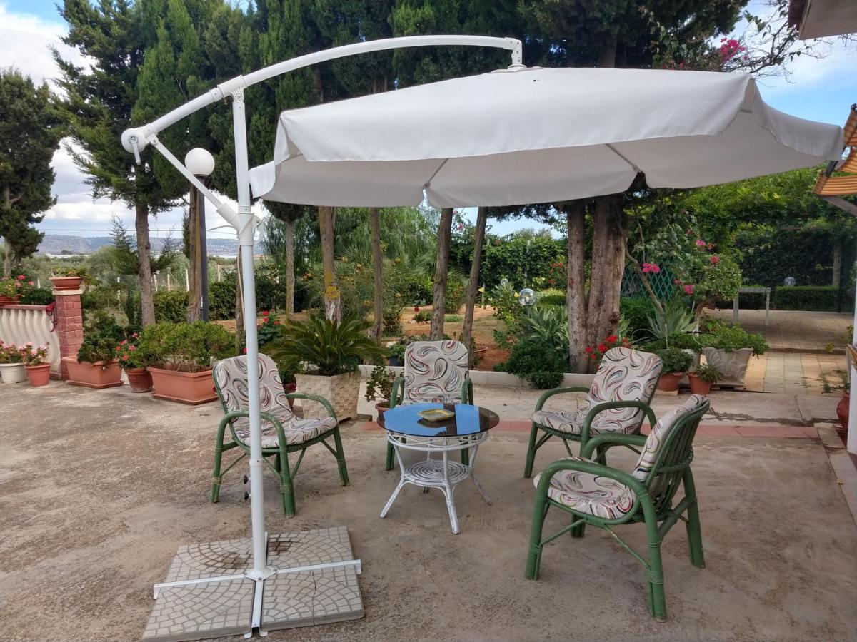Il Gazebo Bed & Breakfast Scoglitti Bagian luar foto