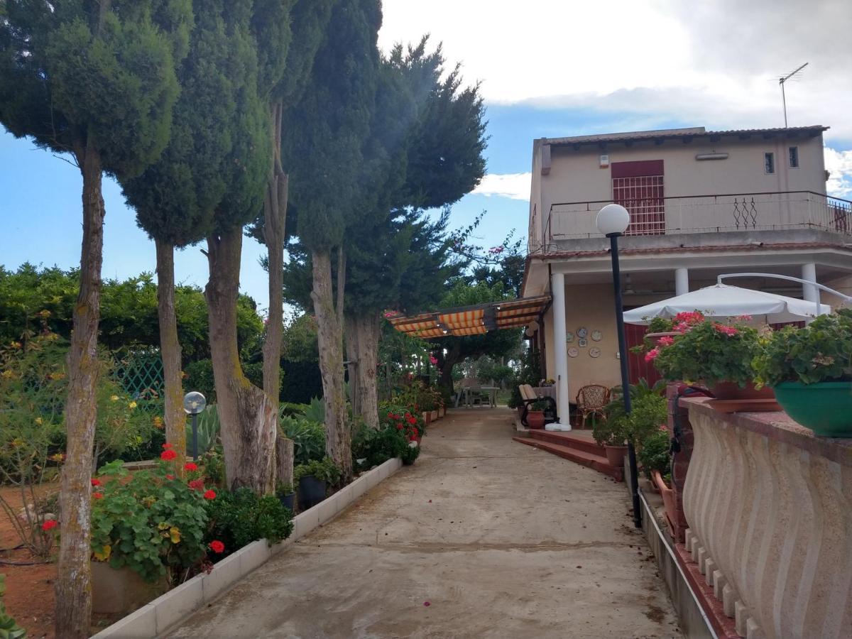 Il Gazebo Bed & Breakfast Scoglitti Bagian luar foto
