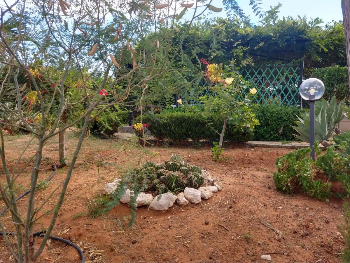 Il Gazebo Bed & Breakfast Scoglitti Bagian luar foto